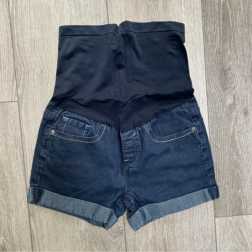 BELLA VIDA MATERNITY FULL PANEL DENIM SHORTS SMALL